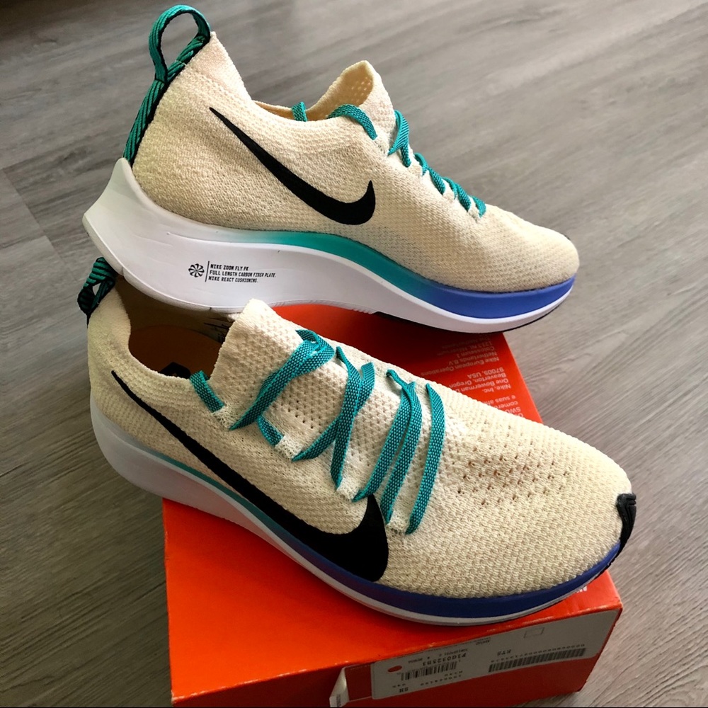 Nike - Zoom Fly Flyknit sneakers - Women’s - NWOT